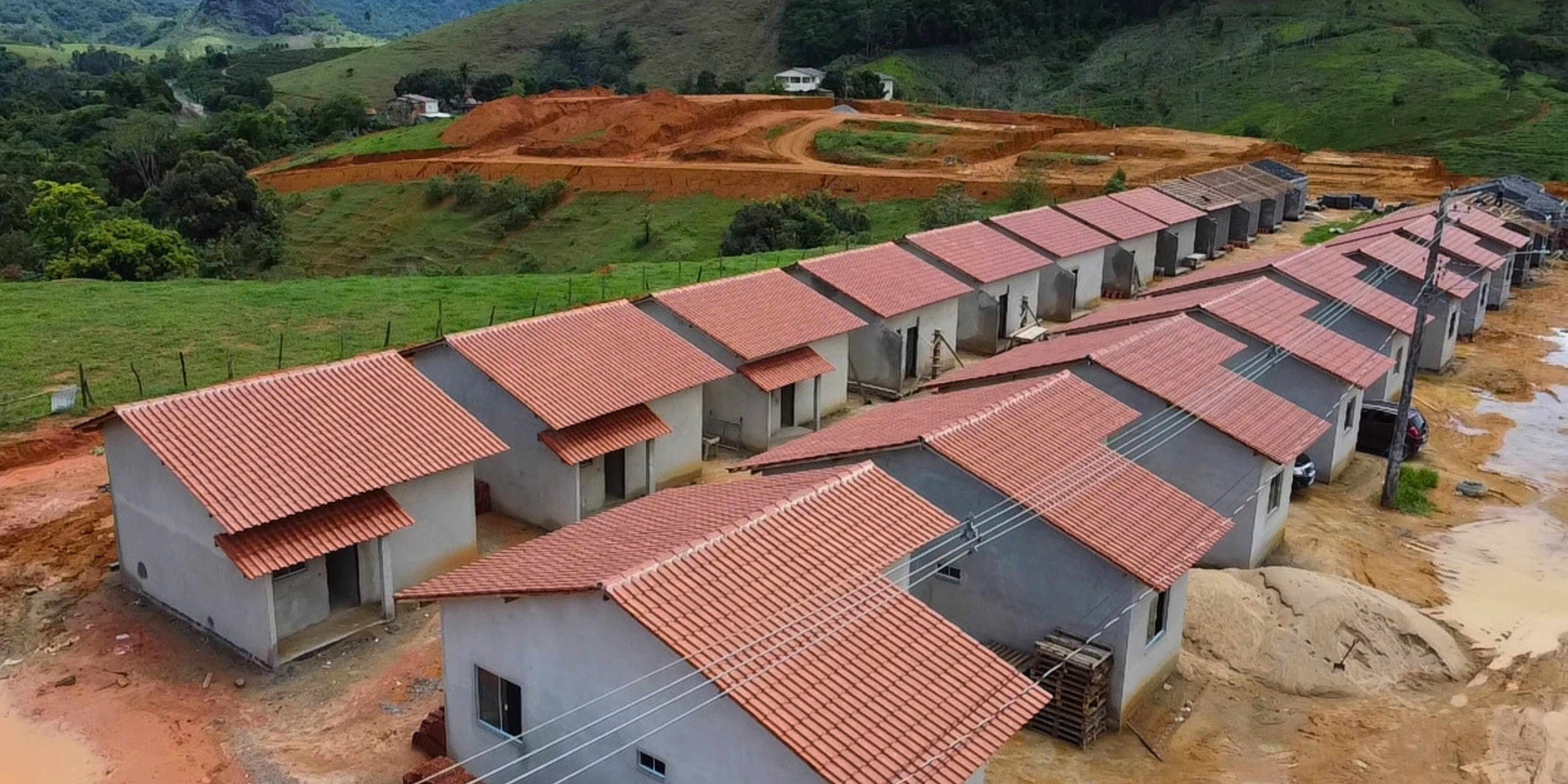Confira a lista completa das 50 famílias contempladas com casas populares no Loteamento Vista Linda, bairro Campestre III